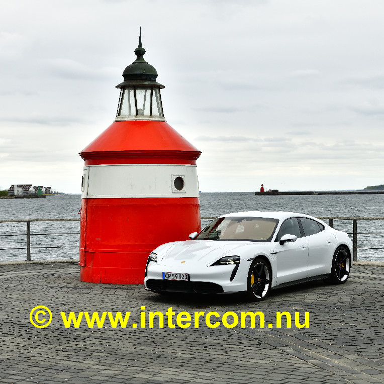 284 Porsche Taycan at Langelinie_85M5705_02_0461